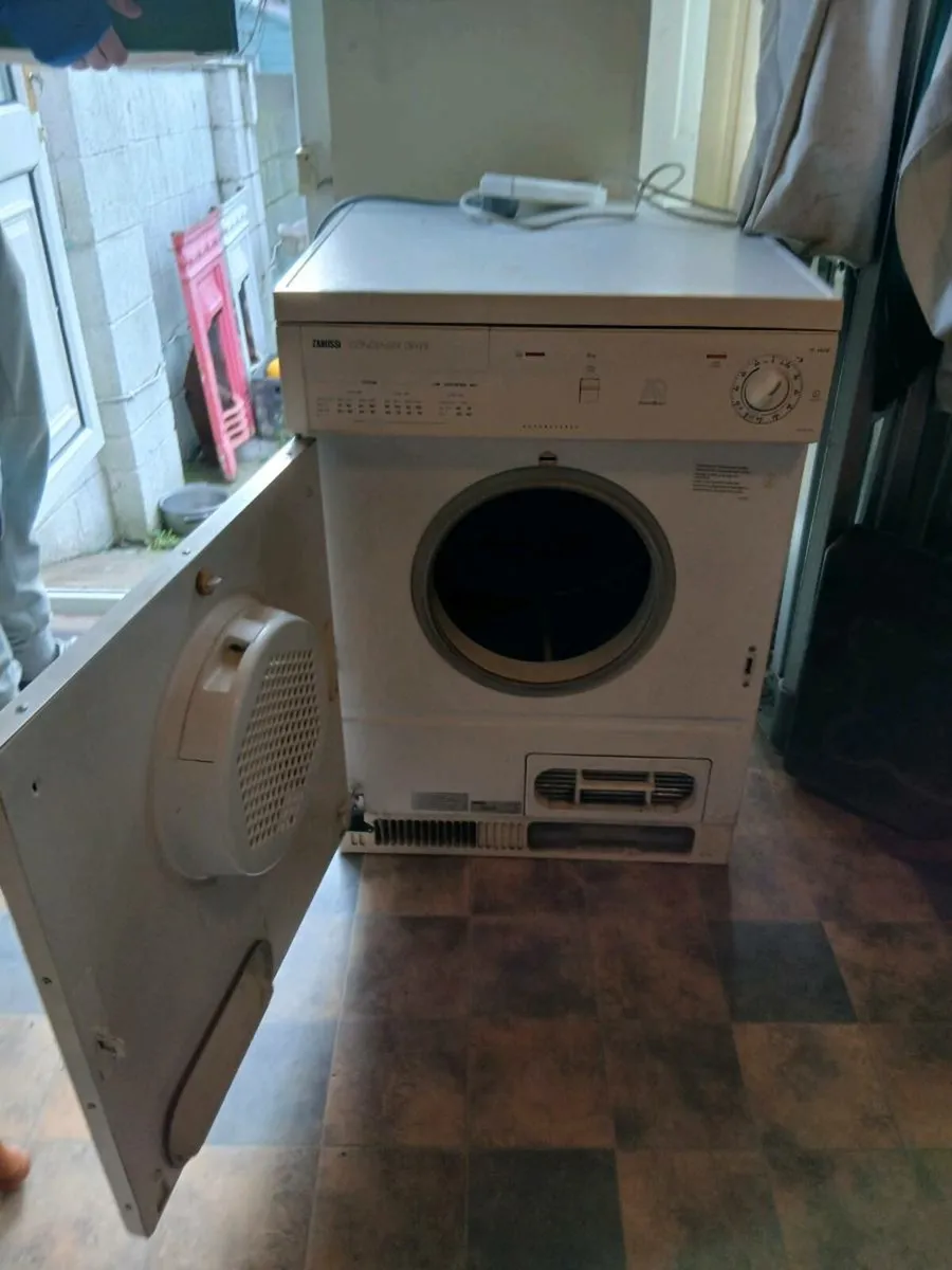 Dishwasher and tumble dryer - Image 1