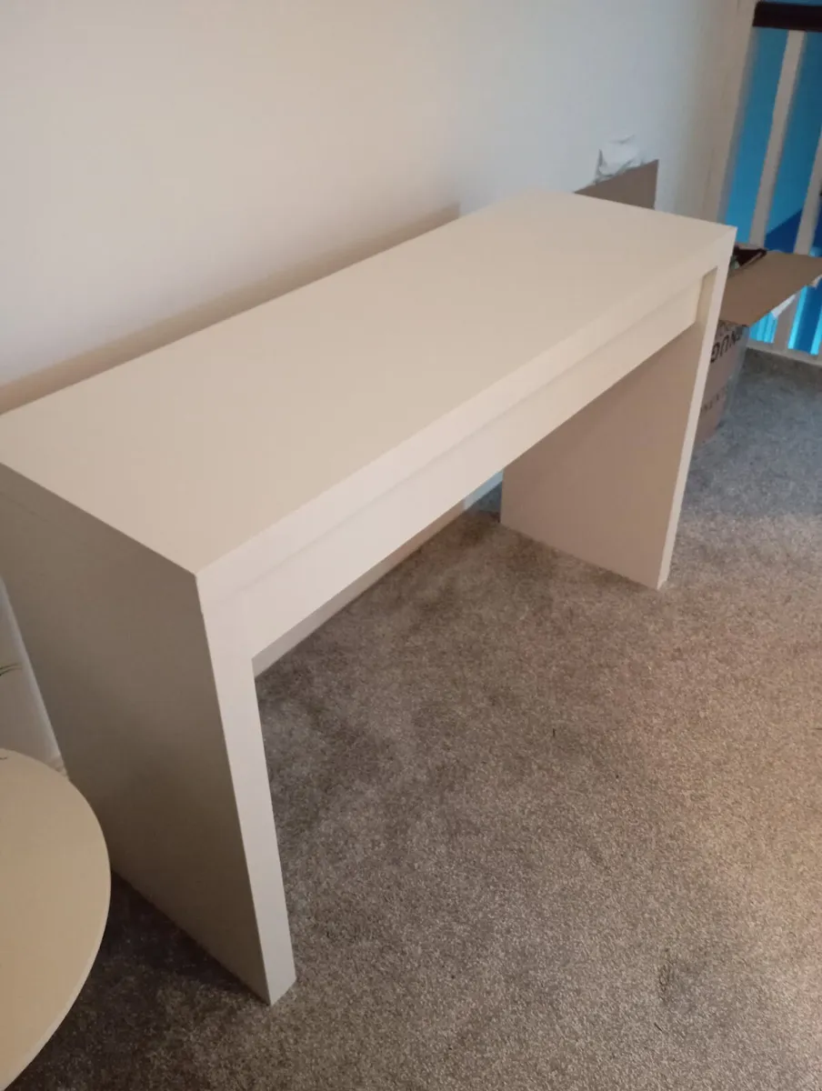 Make up / dressing table - Image 1