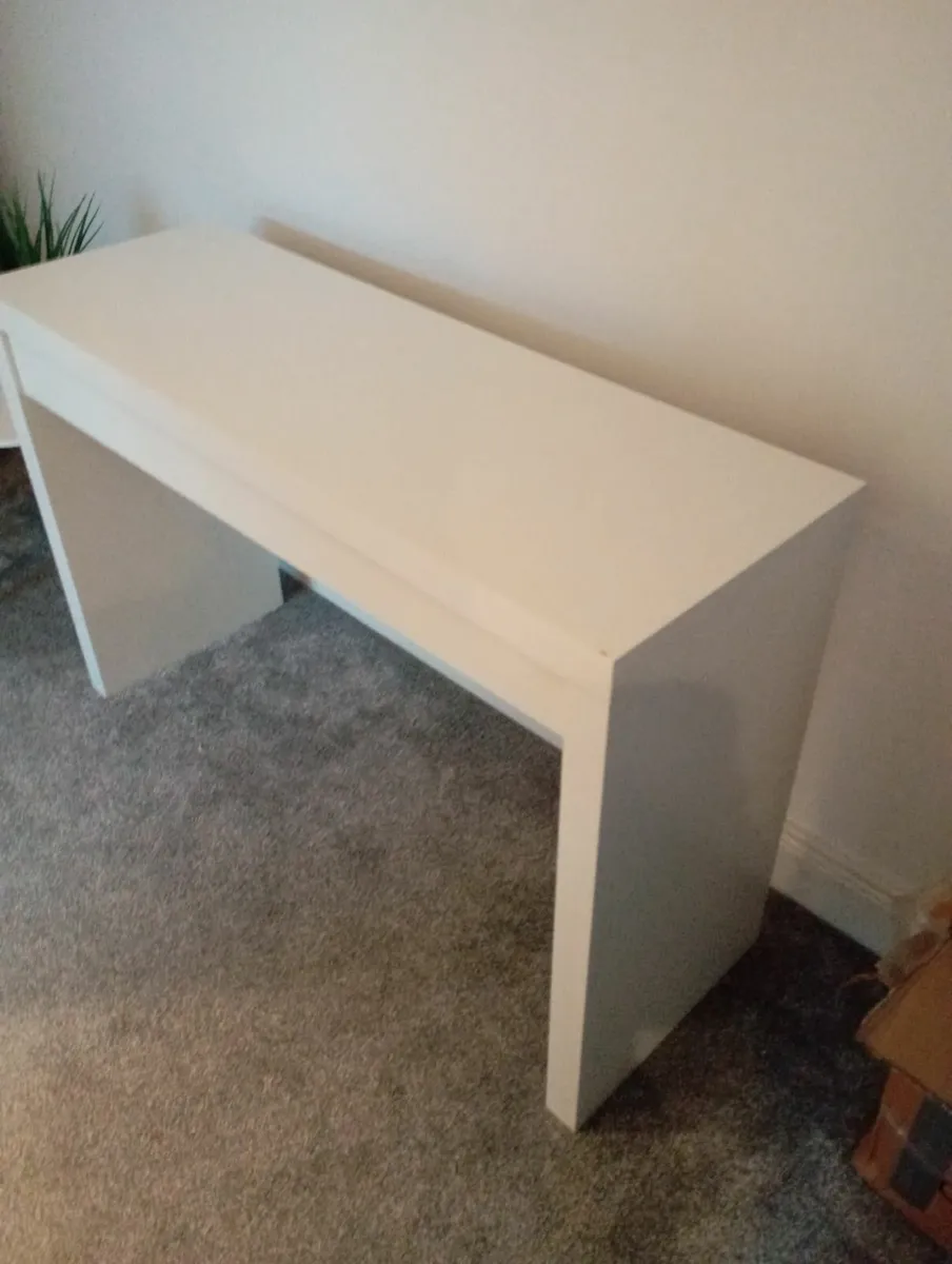 Make up / dressing table - Image 2