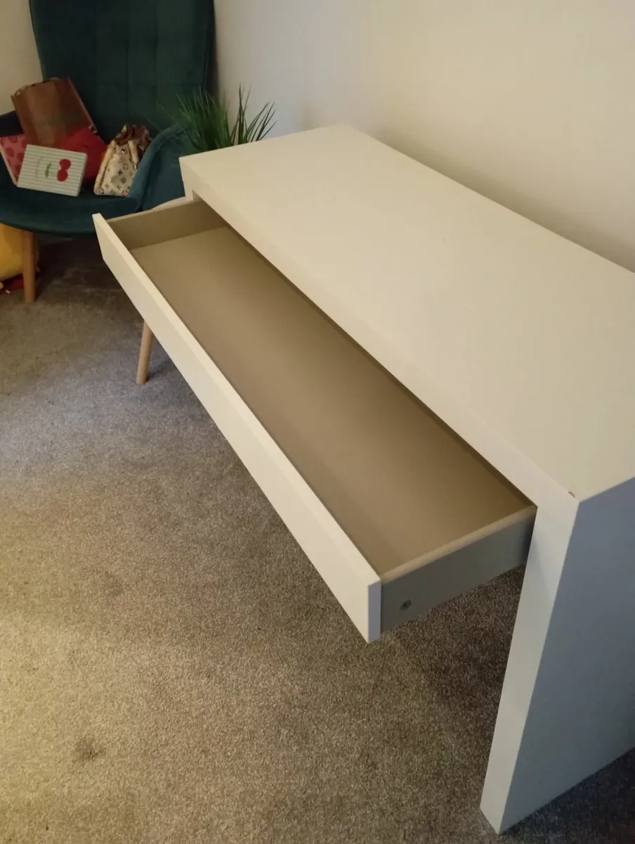 Make up / dressing table - Image 3