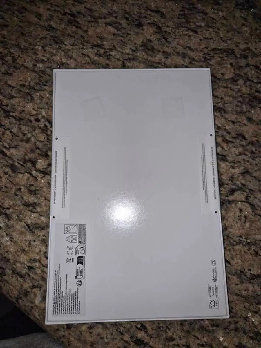 Samsung Galaxy Tablet S10 litrle - Image 2