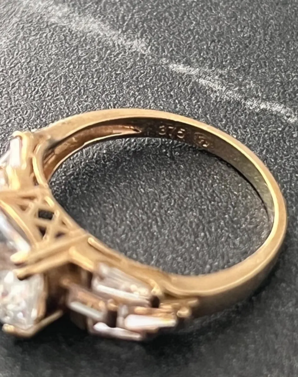 9ct gold ring - Image 3