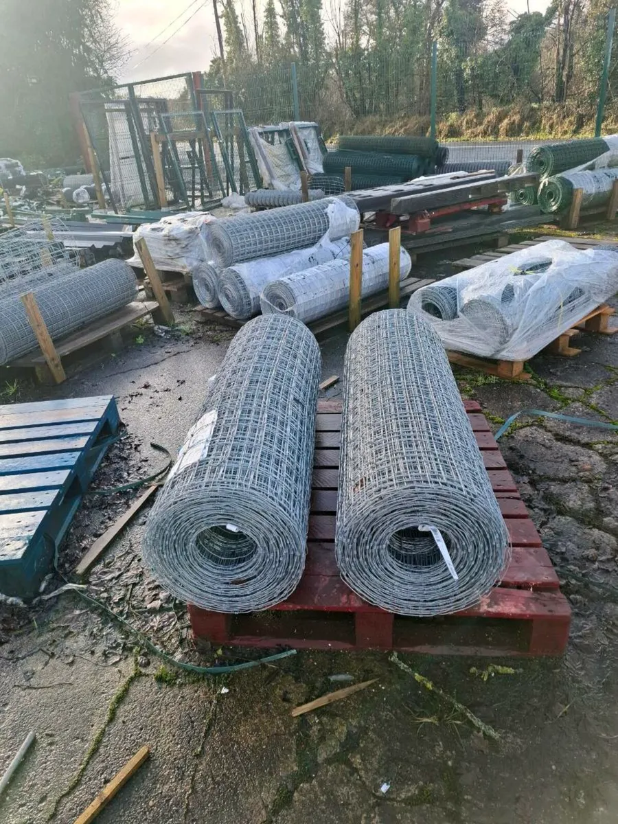 Horse wire fencing - Image 2