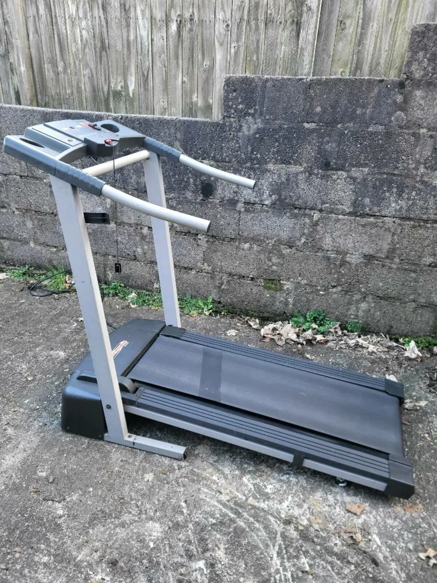 Proform treadmill. Delivery - Image 1
