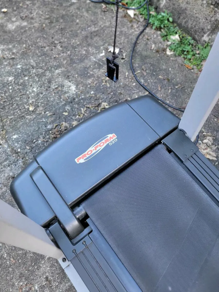 Proform treadmill. Delivery - Image 4