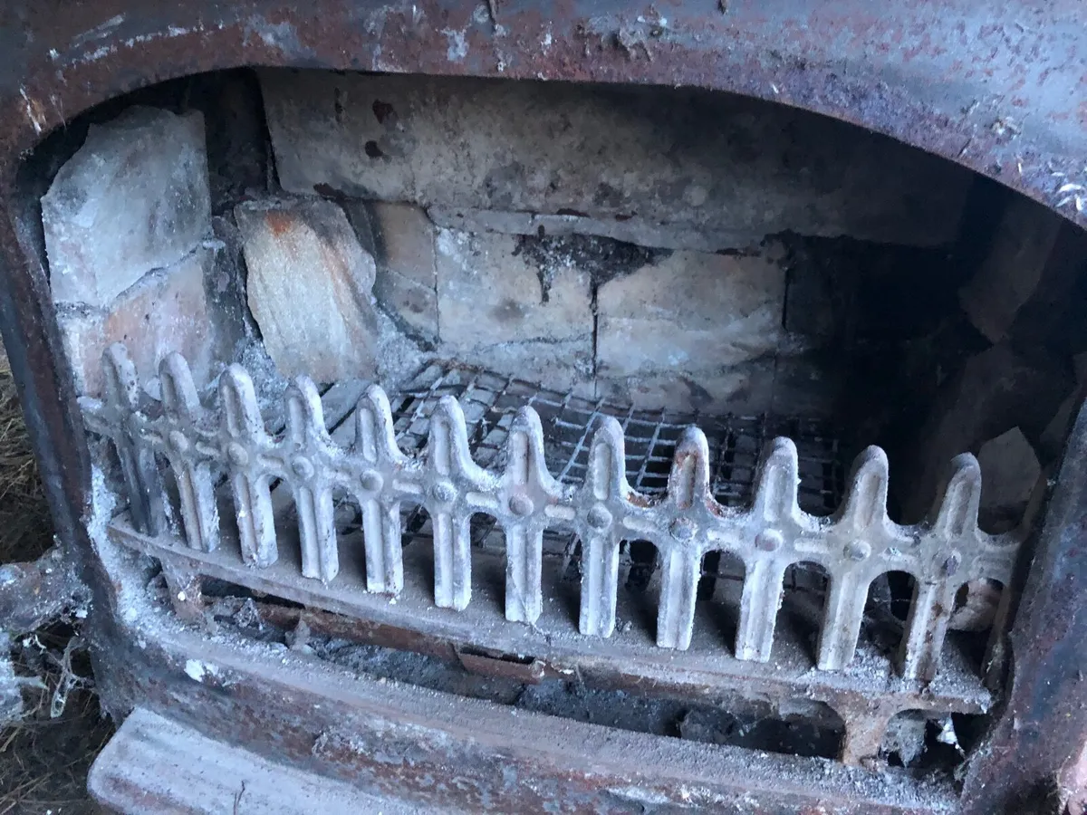 Villager Stove - Image 4