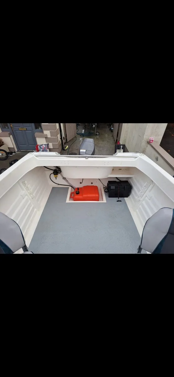 Explorer Elite 50hp Tohatsu - Image 2