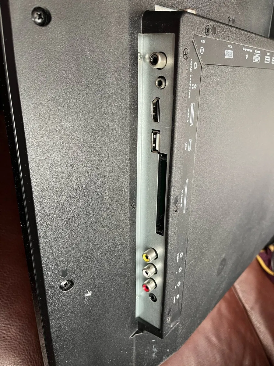 Emotion 40” LED TV - Image 3