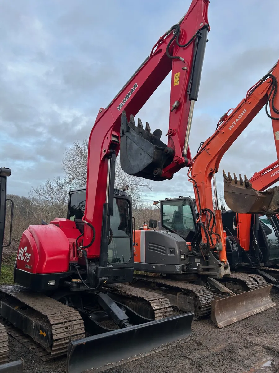 Choice  4 - 8.5 Tonne Diggers - - - Priced To Sell - Image 4