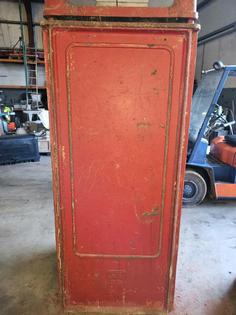 1960s UK Red phone box - Image 4