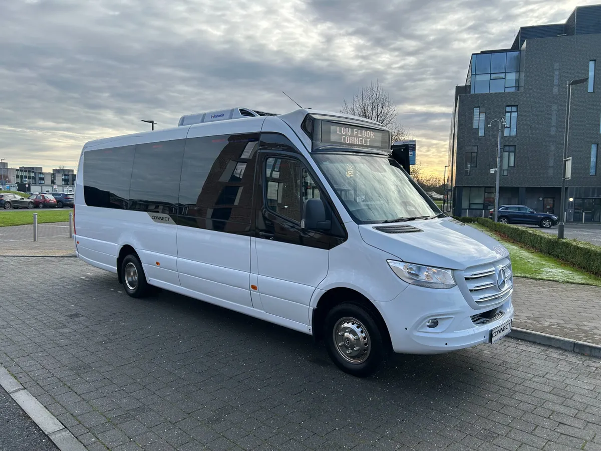 Turas Mercedes Sprinter Low Floor Connect - Image 2