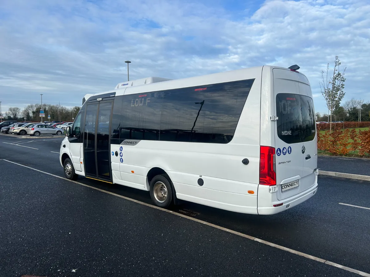 Turas Mercedes Sprinter Low Floor Connect - Image 3