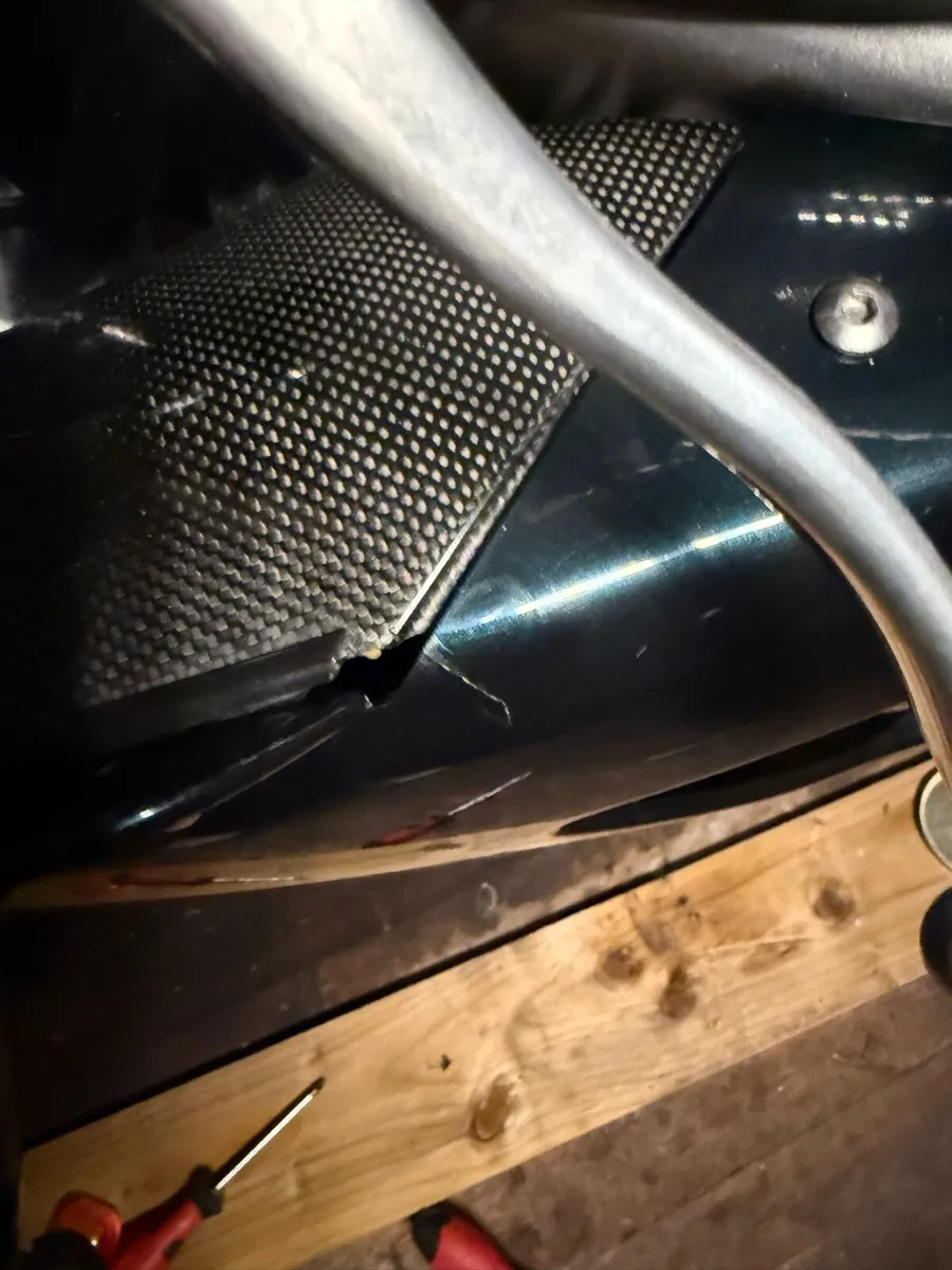 2003  triumph 955i centennial edition - Image 1