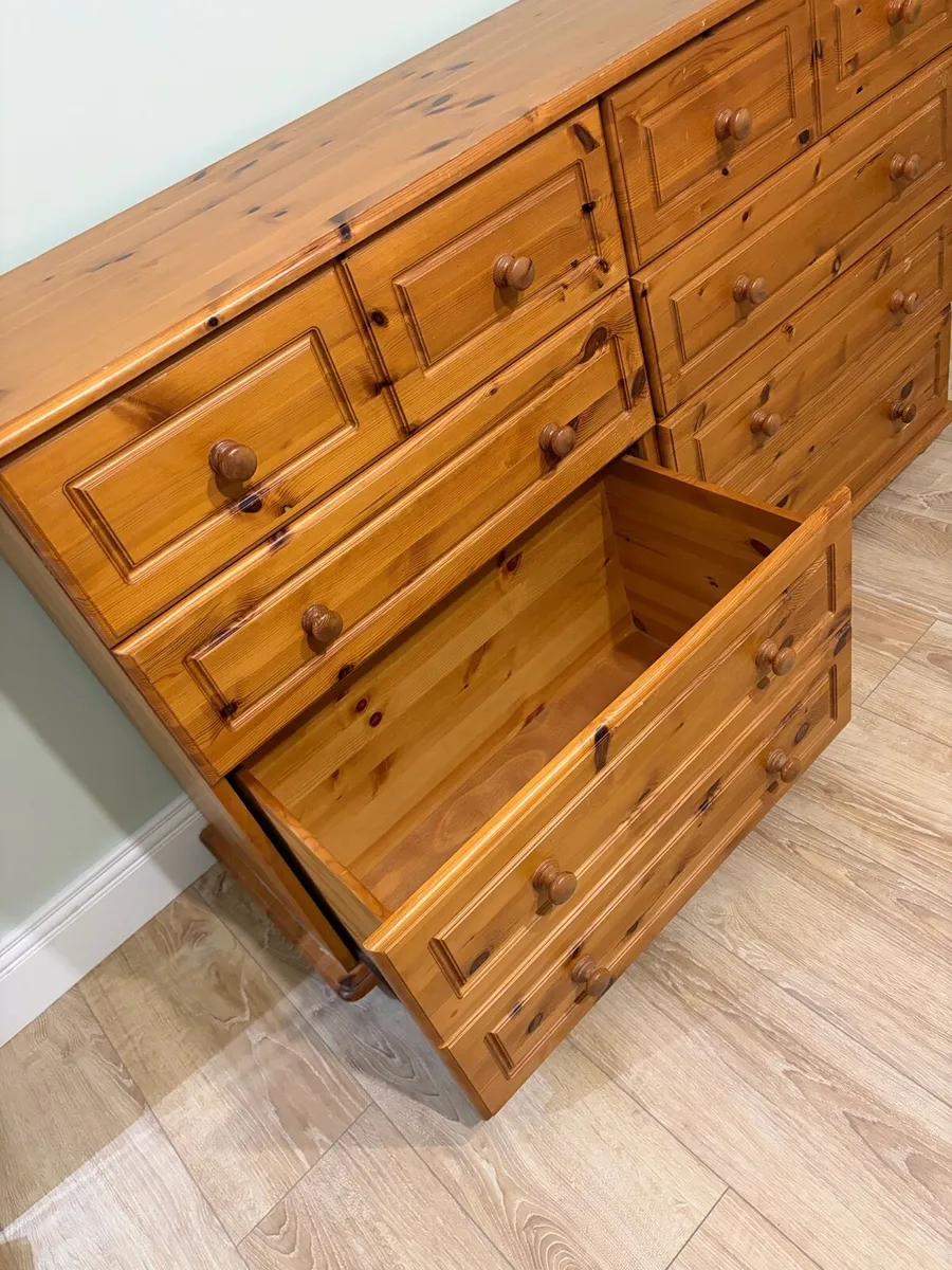 Chest of drawers - Image 2