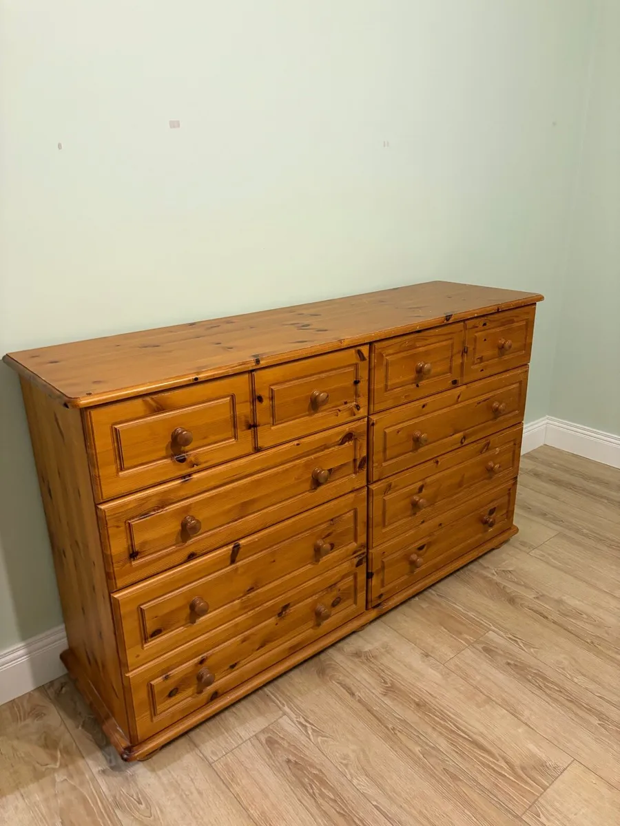 Chest of drawers - Image 1