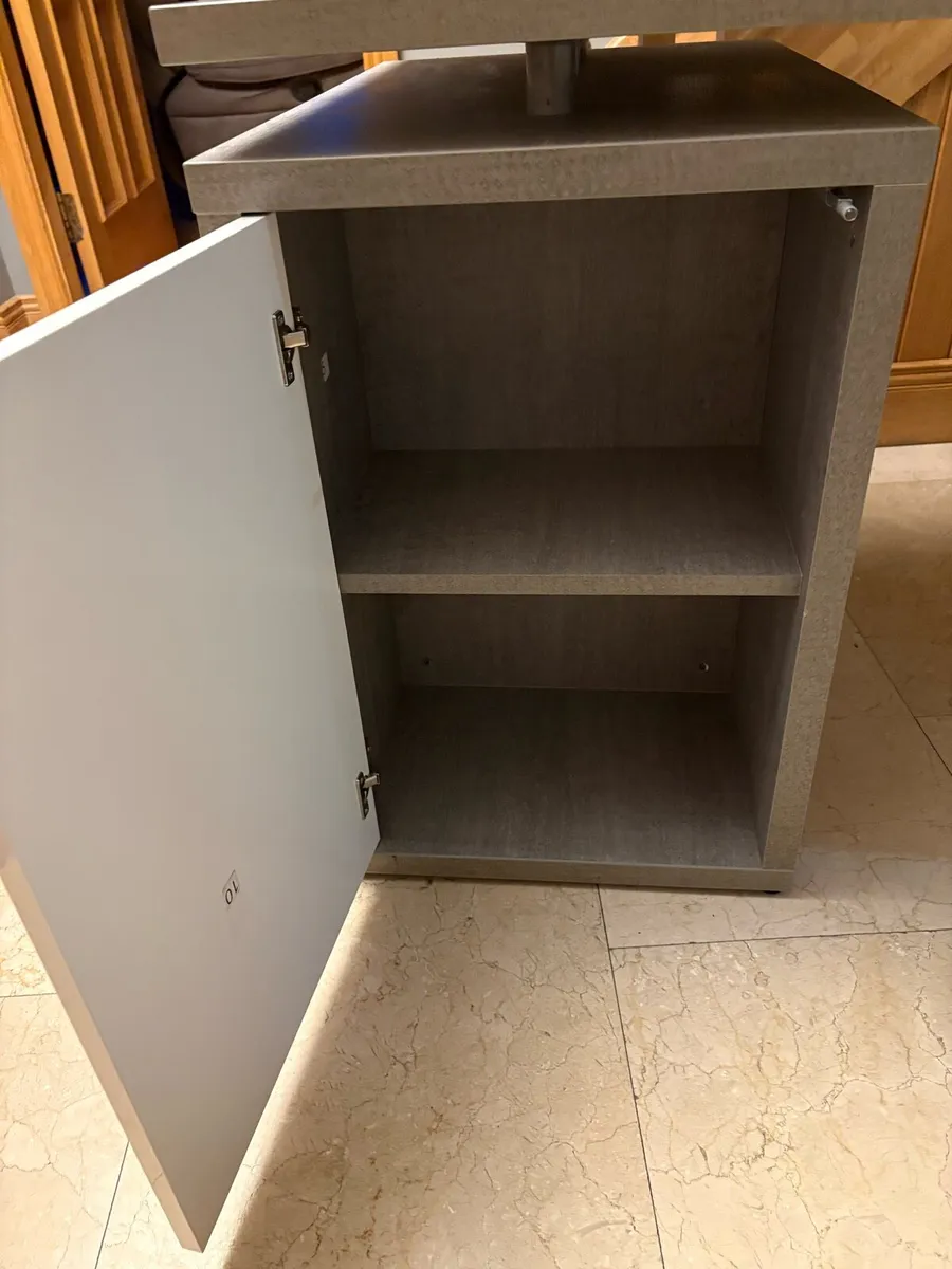 Grey Desk (JYSK) - Image 4