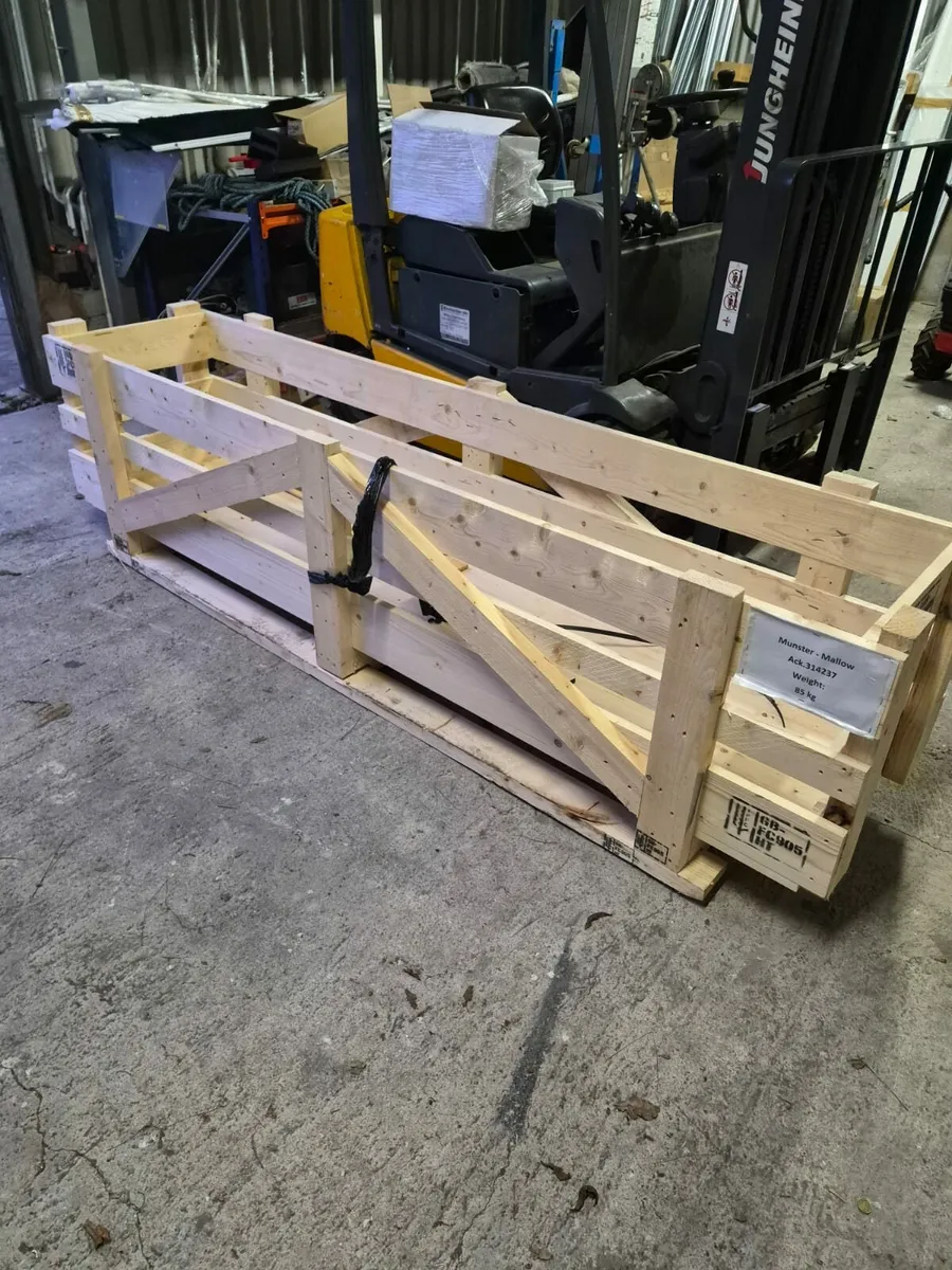 Timber crate - Image 1