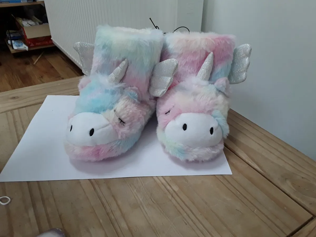 Brand new baby slippers - Image 2
