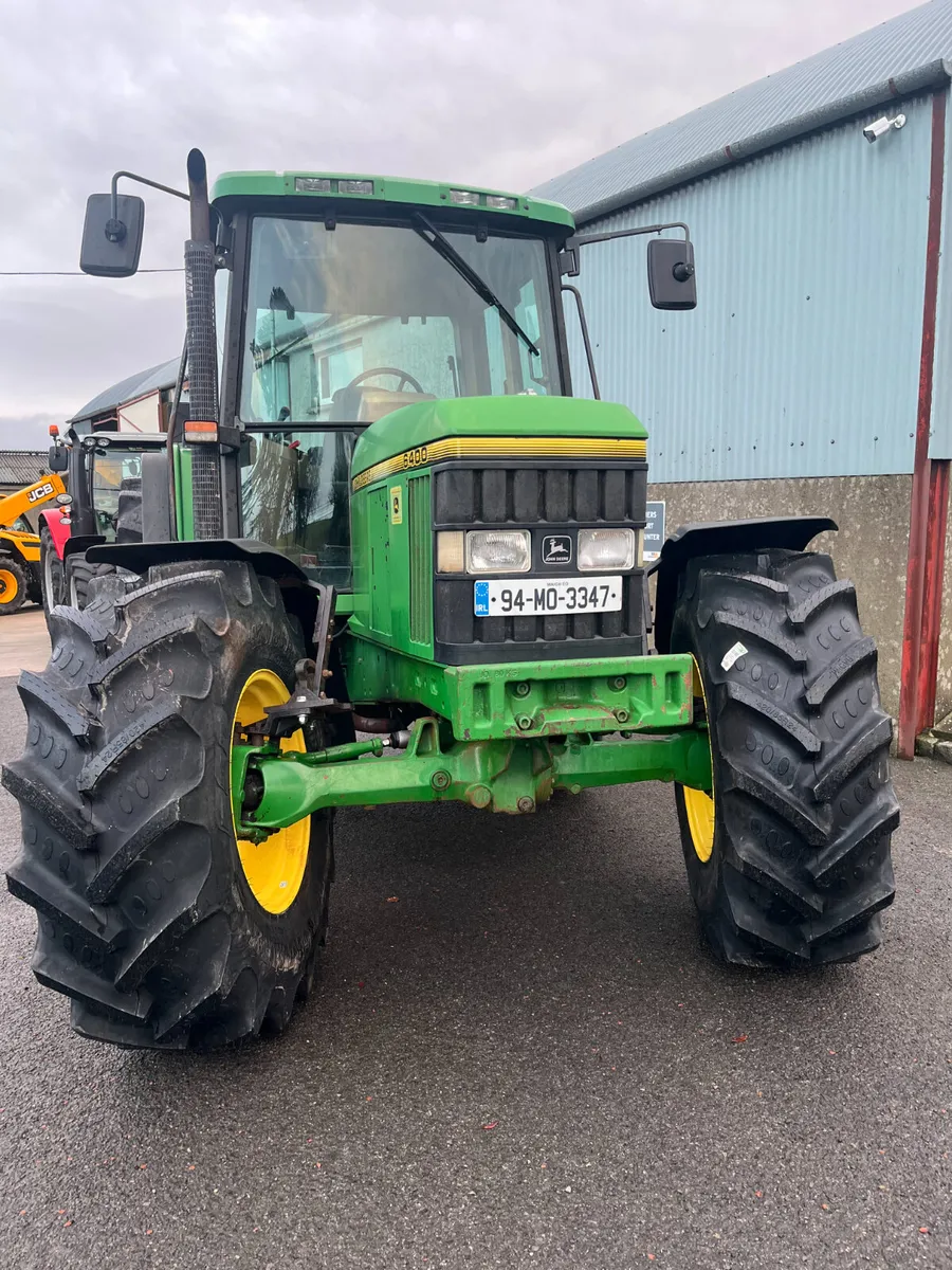 John Deere 6400 - Image 2