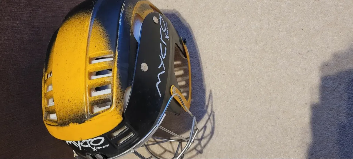 Mycro hurling helmet - Image 4