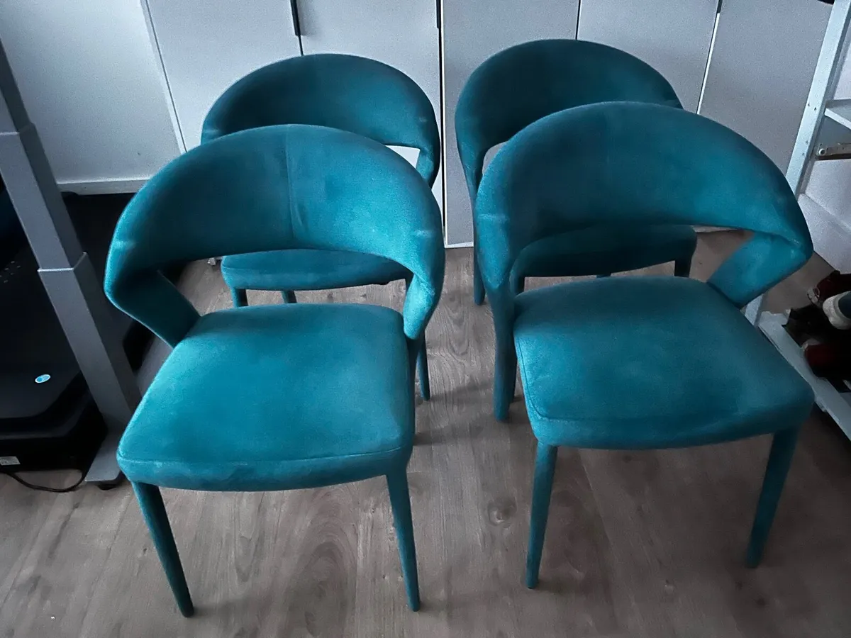 4 Dining chairs - Image 1