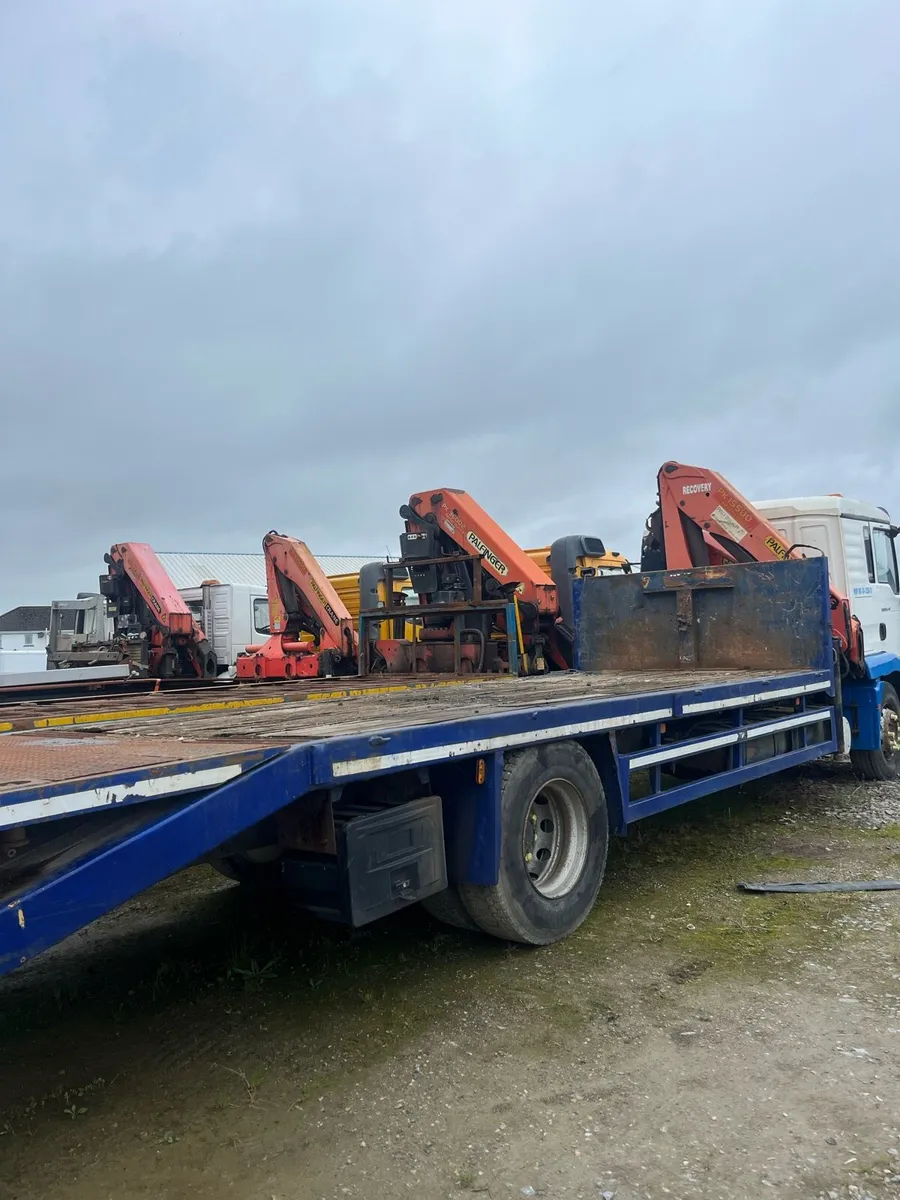 Crane trucks - Image 2