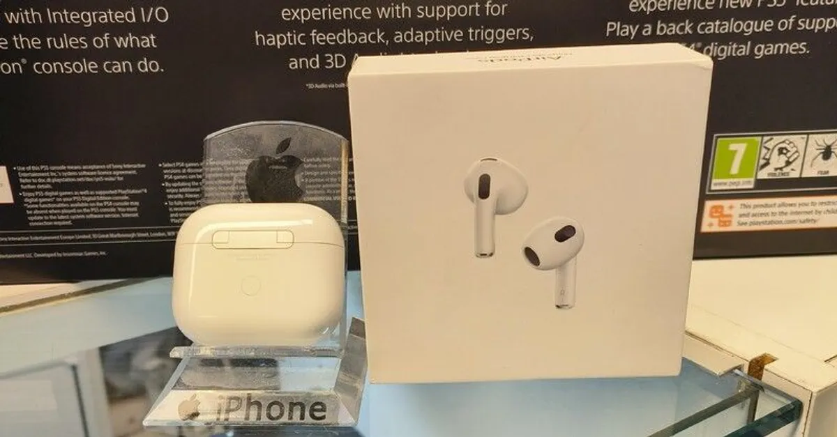 Apple AirPods 3rd Gen A2564+A2565 In-Ear (MagSafe Charging Case A2566) - Image 2