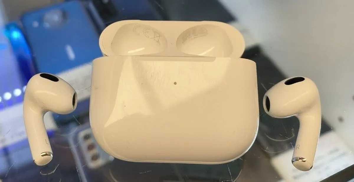 Apple AirPods 3rd Gen A2564+A2565 In-Ear (MagSafe Charging Case A2566) - Image 4