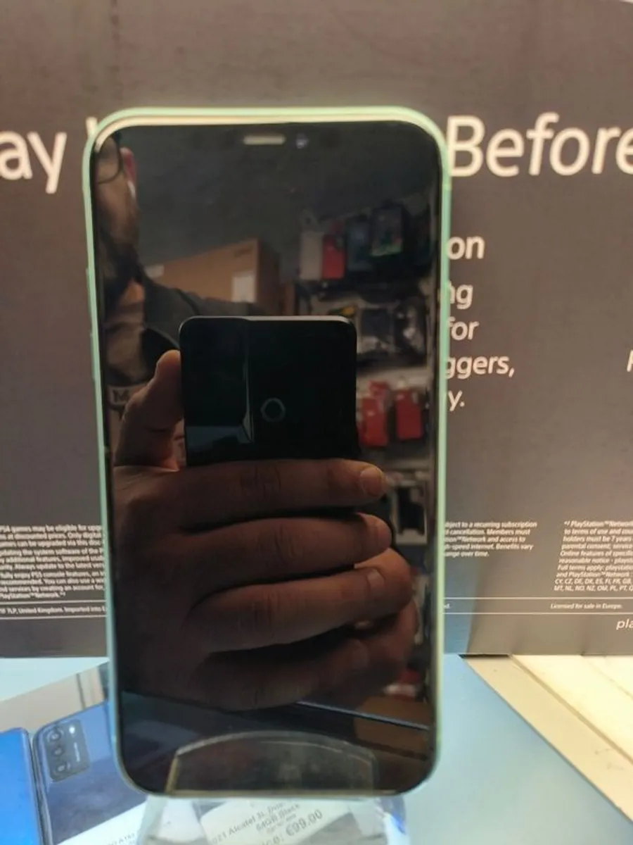 Apple iPhone 11 64GB Green, Unlocked 100% Health Original - Image 2