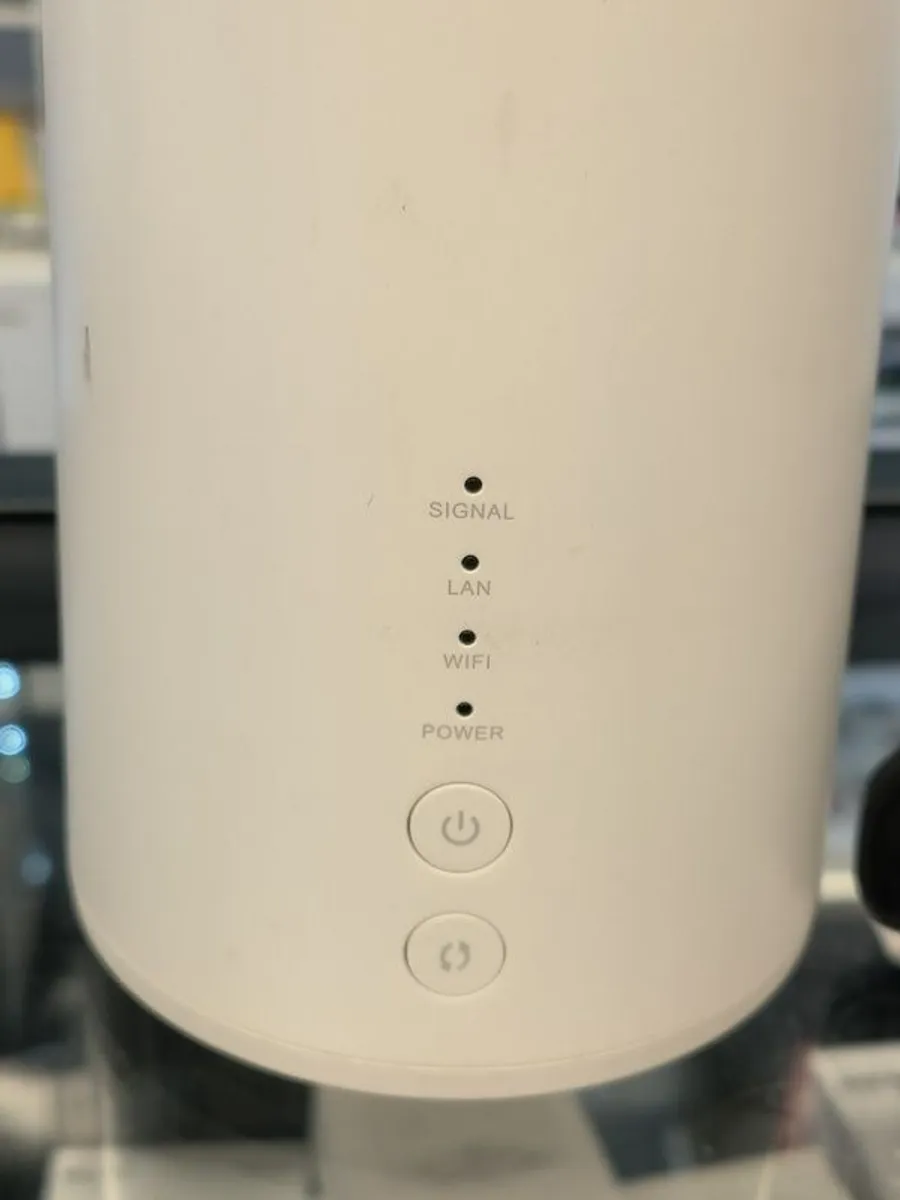 LTE Router Huawei Eir Network GigaCube (B528 4G) -  Router Mobile Broadband White with Power Supply - Image 4