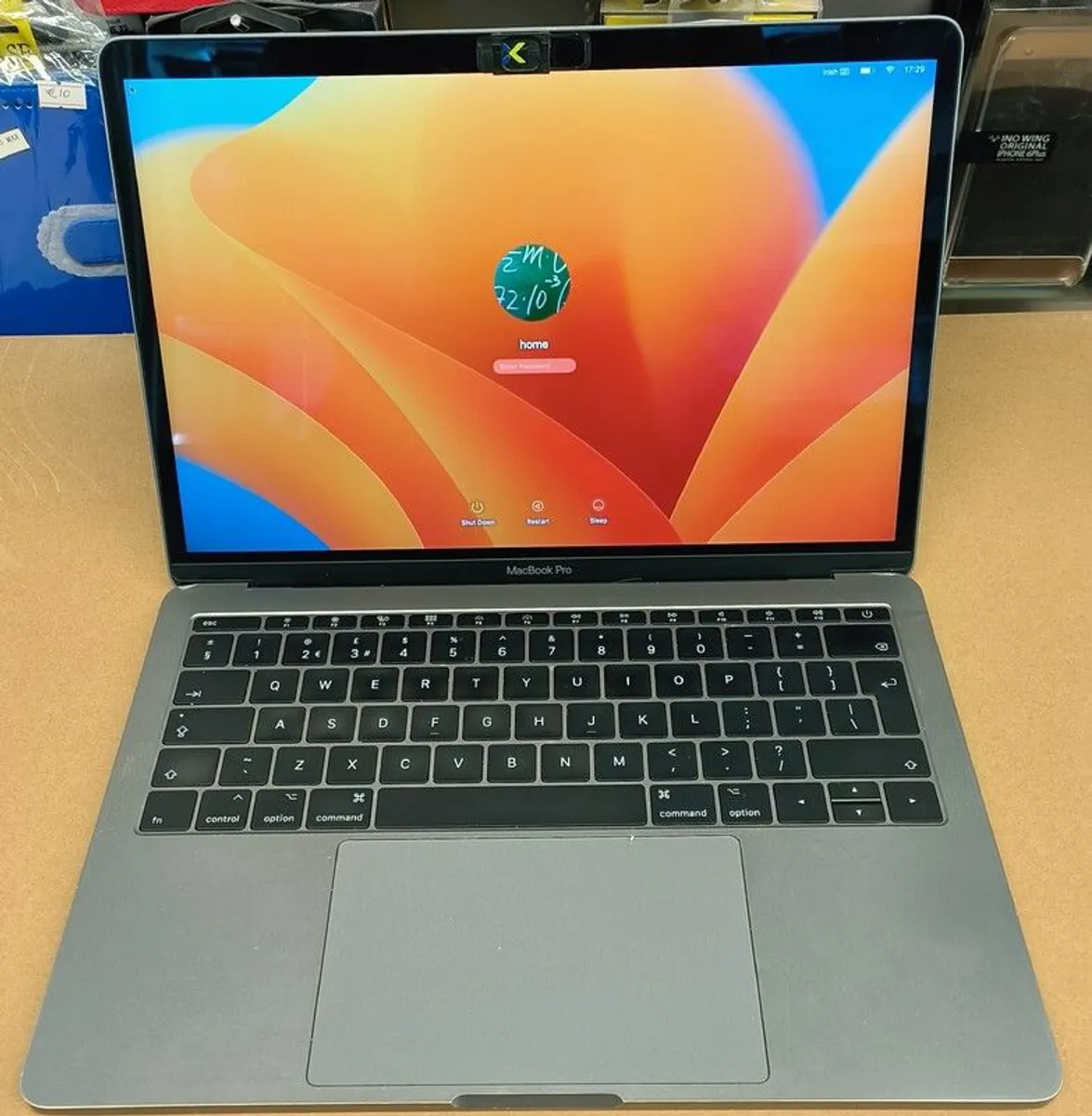 Apple MacBook Pro 13" 2017 Silver i7 2.5GHz 16GB 256GB SSD A1708 (Has a New Battery) - Image 3