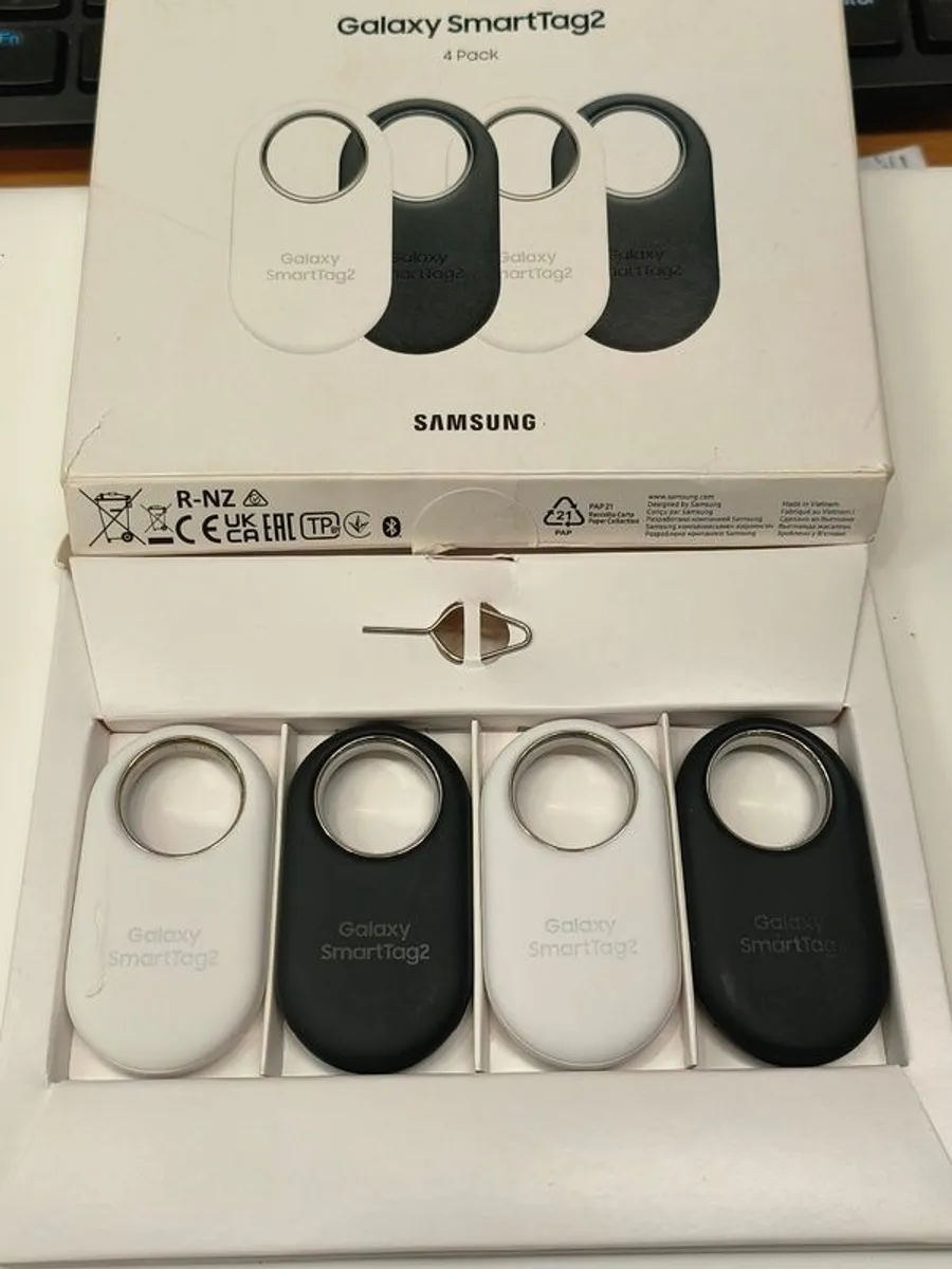 Original Samsung Galaxy Smarttag2 (4-pack Smarttags) Used - Image 4