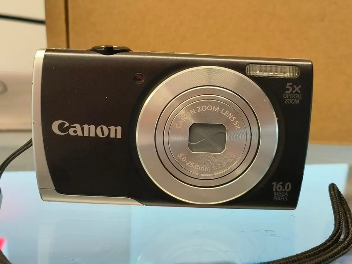 Canon PowerShot A2500 16.0 MP Digital Camera with 5X Optical Zoom and 720p HD Video Recording - Image 3