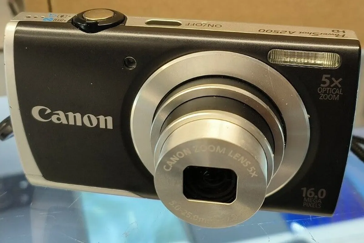 Canon PowerShot A2500 16.0 MP Digital Camera with 5X Optical Zoom and 720p HD Video Recording - Image 4