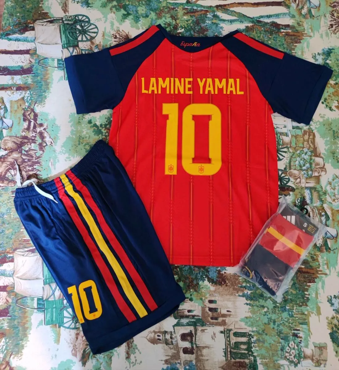 SPAIN 2026 (LAMINE YAMAL 10) ,SIZE ,8/9 , 12/13 YR - Image 1