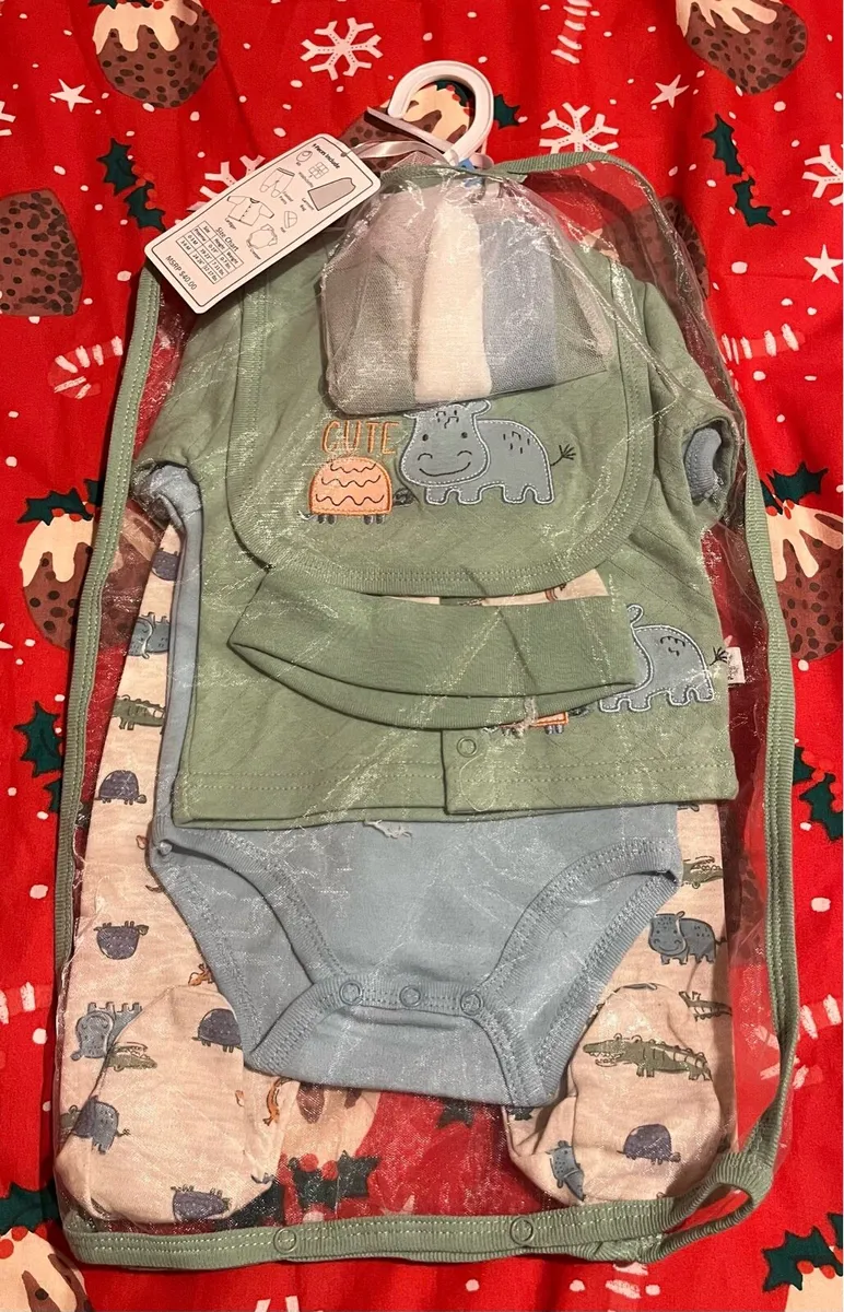 Baby bundle 0-3 months (all new) - Image 3