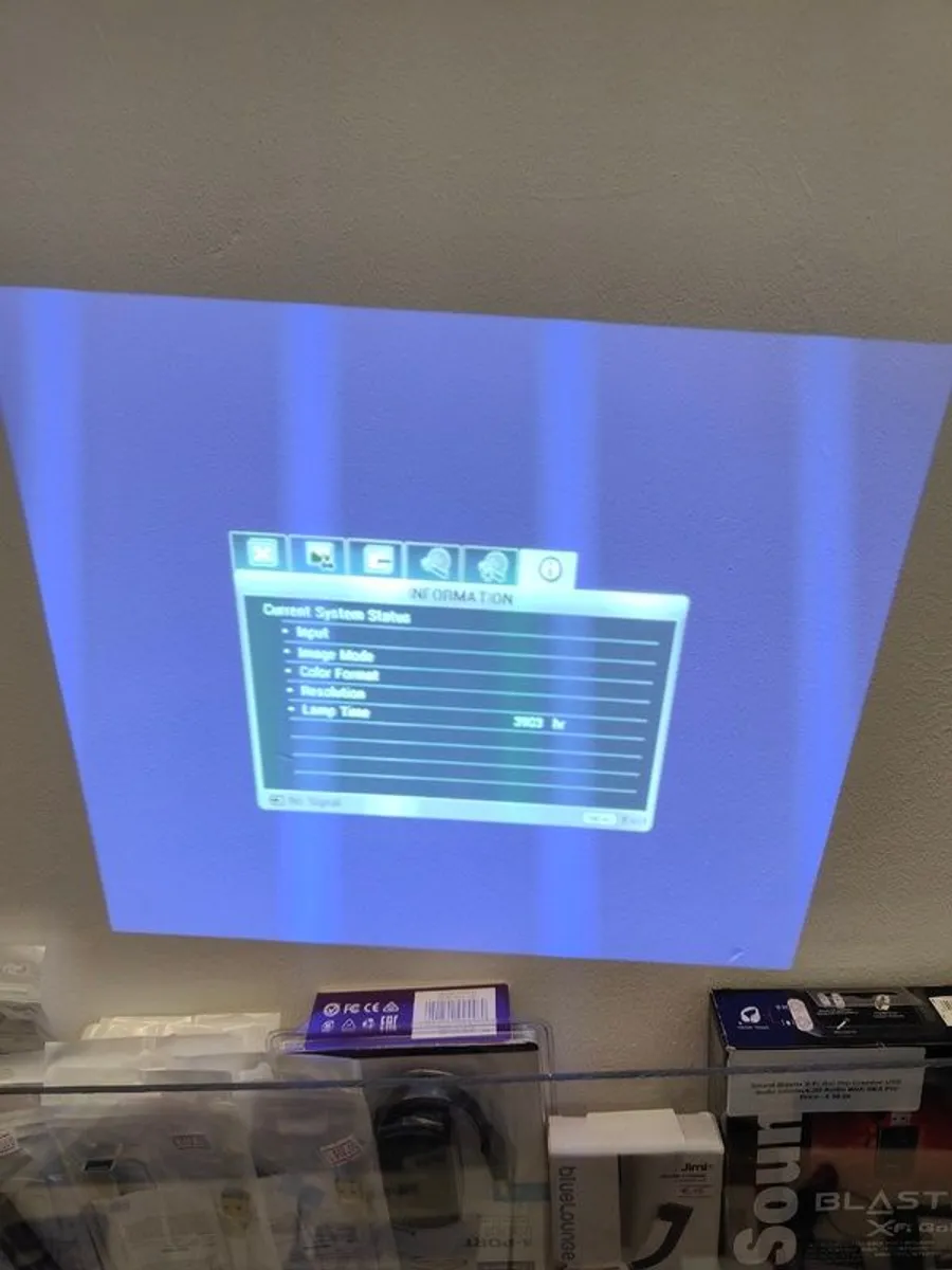 Canon LV-X300 3000 Lumen XGA Portable Multimedia DLP Projector (3903 Hours) - Image 3