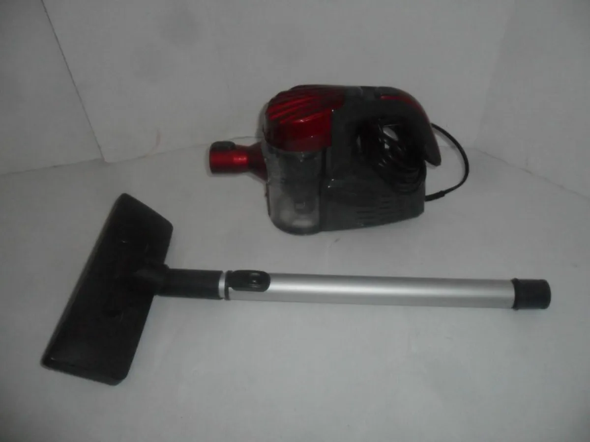 vacuum cleaner. - Image 1