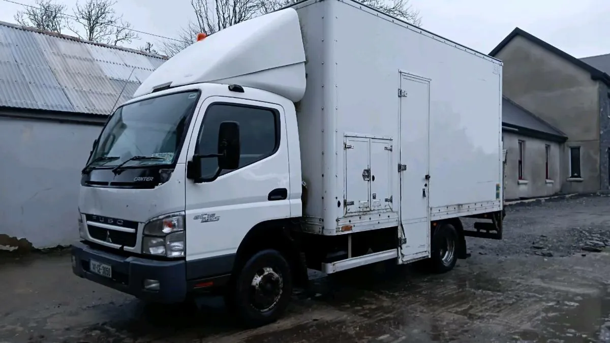 Mitsubisi Canter - Image 1