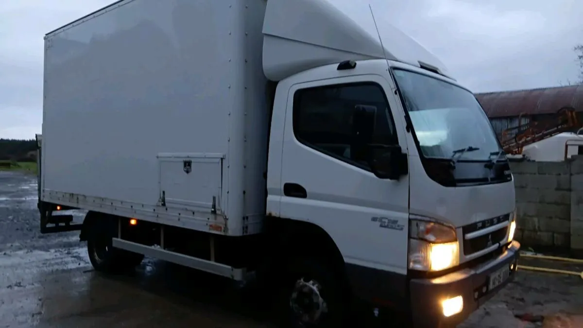 Mitsubisi Canter - Image 3