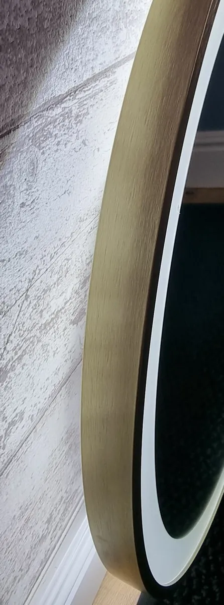 LED Bathroom Mirror Gold Demister Antifog - Image 4