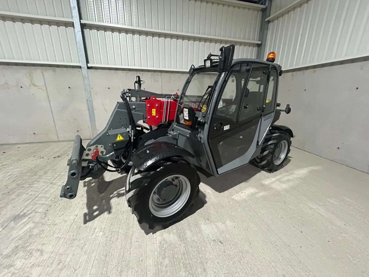 New Weidemann T5522 Loader - Image 1