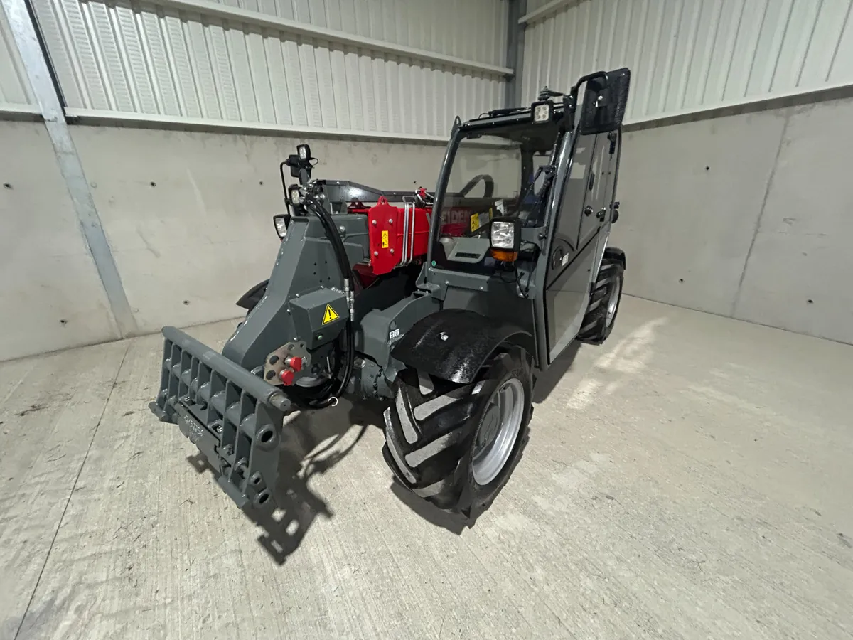 New Weidemann T5522 Loader - Image 2
