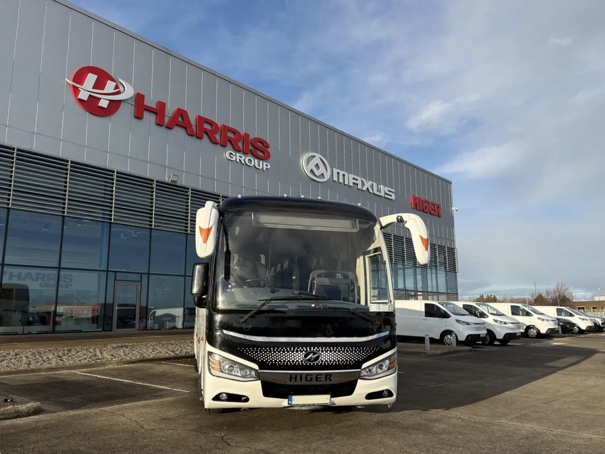 2022 Higer Super 9 - 41 seater - Image 3