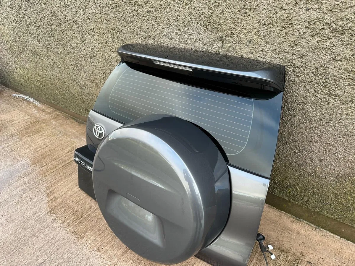 Landcruiser back door - Image 3