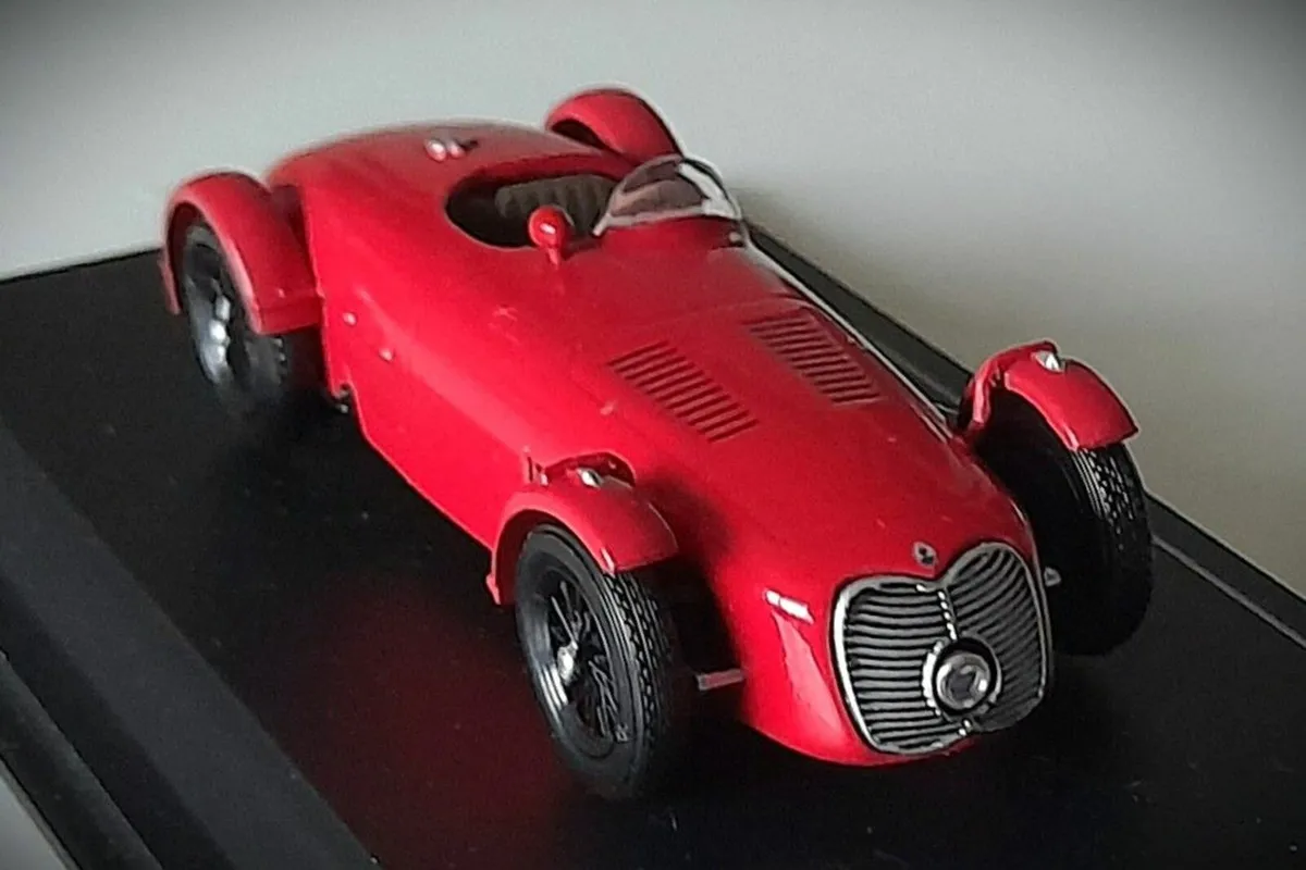 Collectable Diecast Model –Maserati A6GCS Spider - Image 3