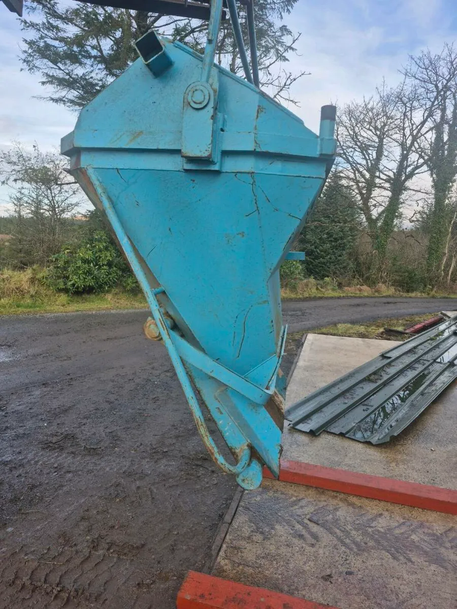Concrete skip 600l - Image 2