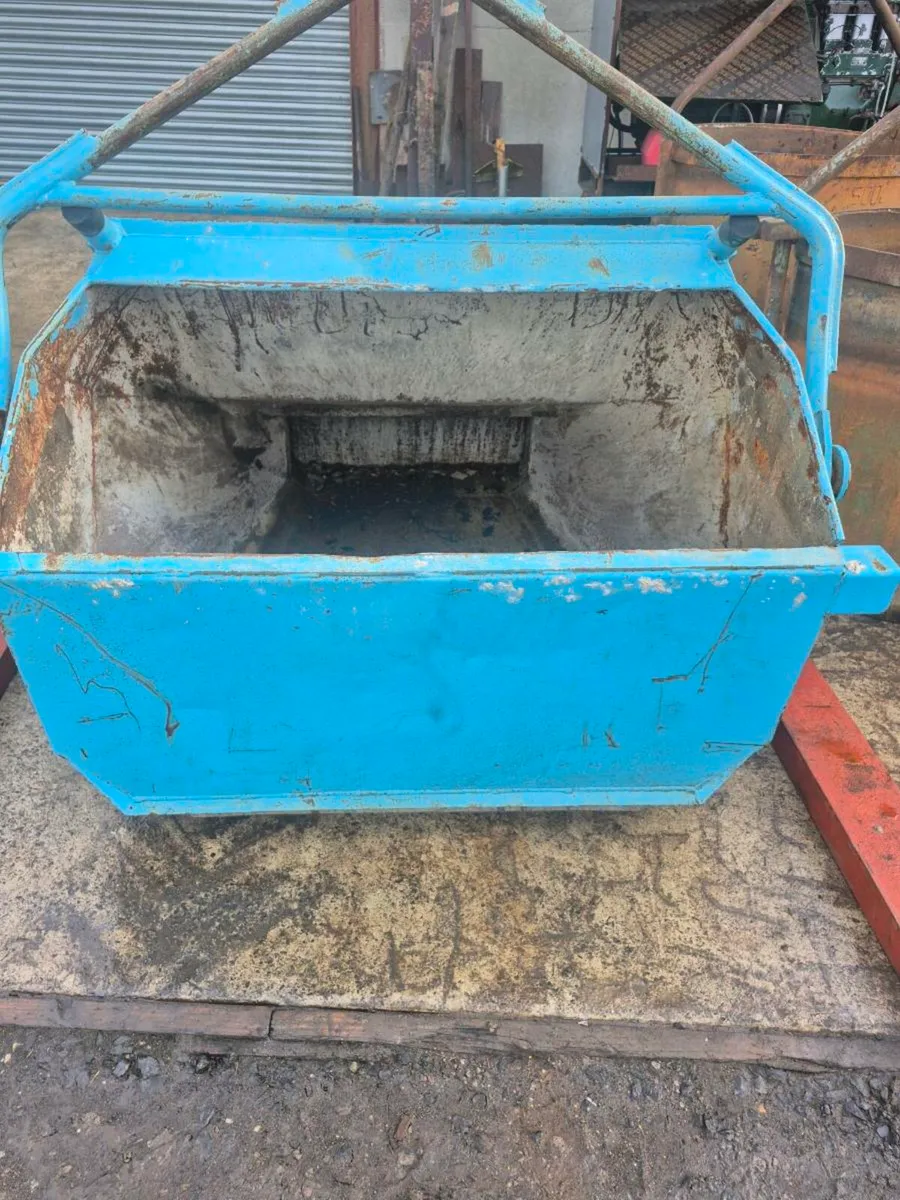 Concrete skip 600l - Image 3