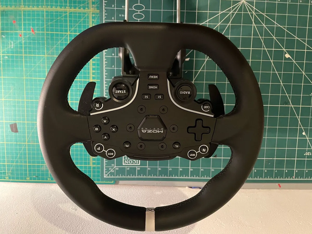 Moza Racing R5 WHEEL & PEDALS BUNDLE - Image 2