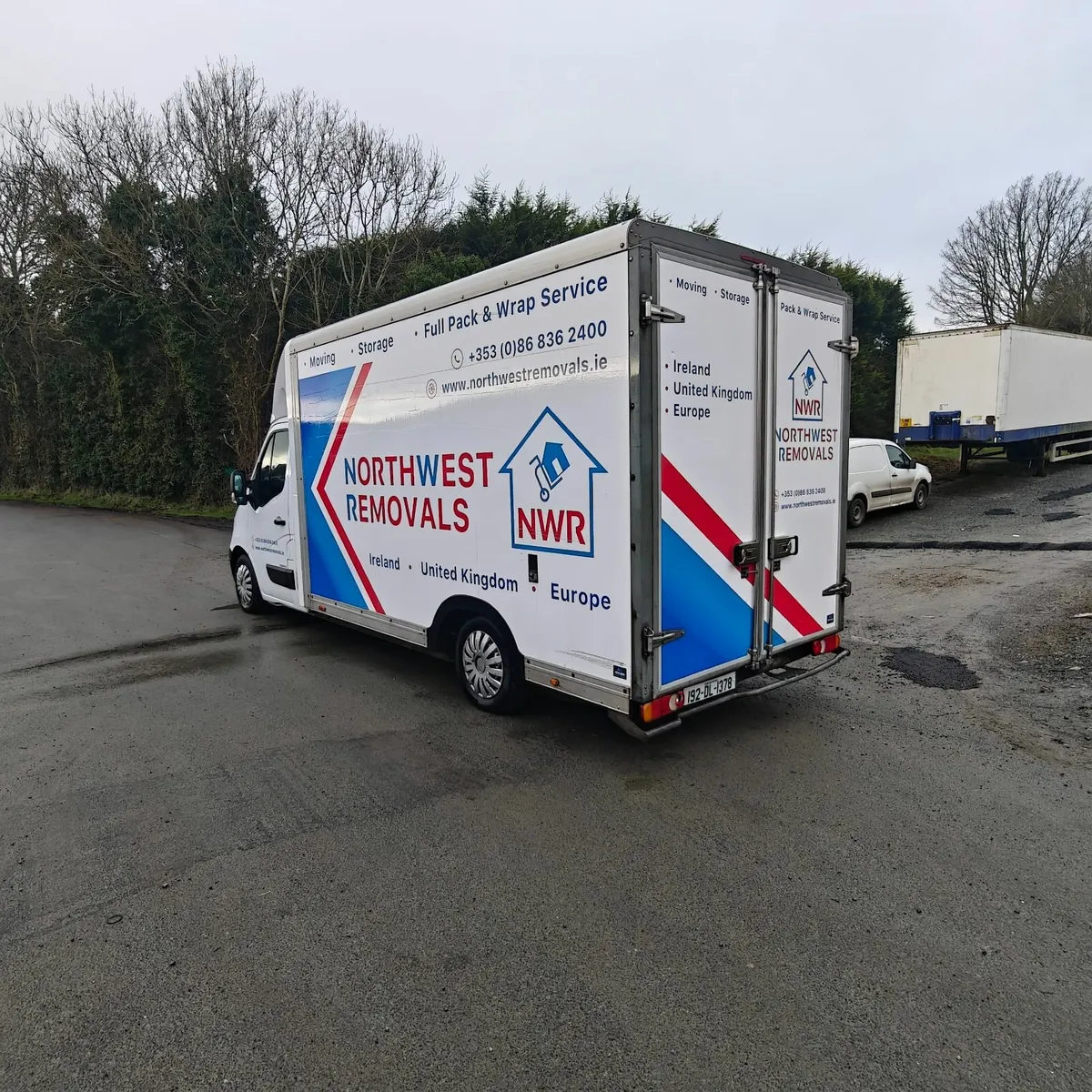 Renault master Van lowloader - Image 1